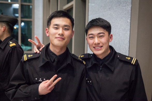 인터뷰-김현(우),정재화(좌)