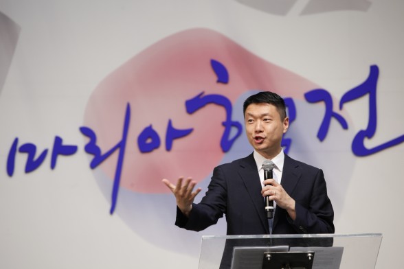2일- 3에디변 목사